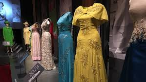 queen dresses