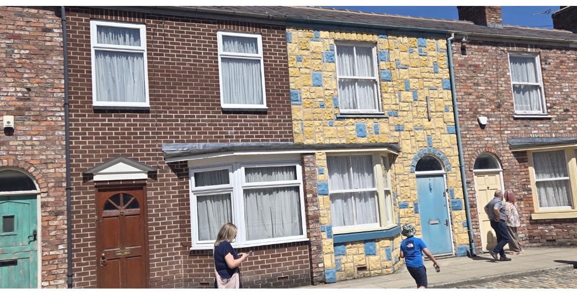 CORRIE4